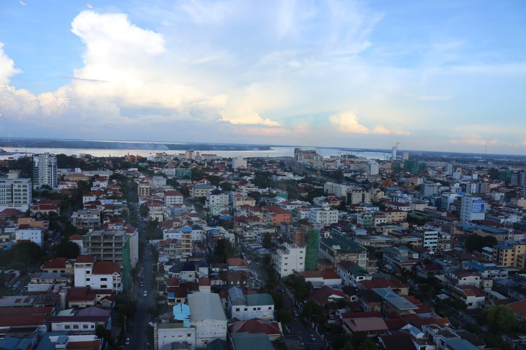 Tama Hotel Phnom Penh Tower Kamer foto