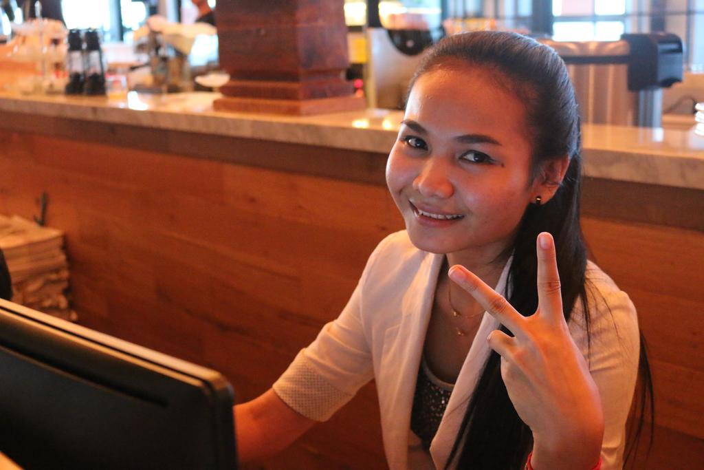 Tama Hotel Phnom Penh Tower Buitenkant foto